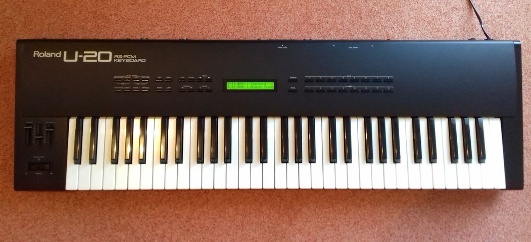 Synthé ROLAND U20