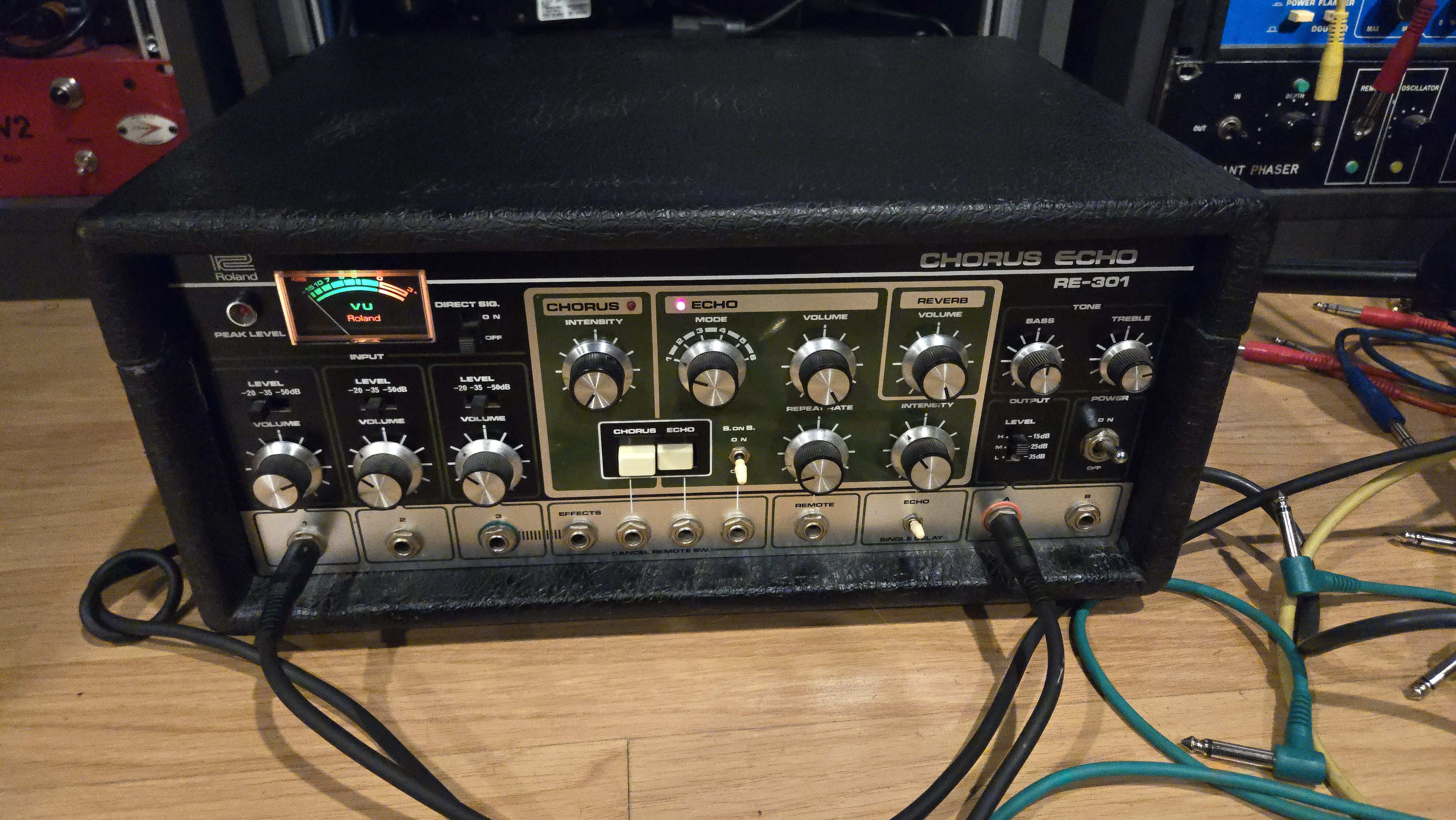 Vends Chorus Echo 301