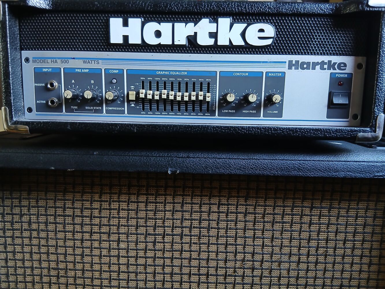 Vends stack HARTKE HA3500 complet (Tête+baffle 4X10" + baffle 1X15")