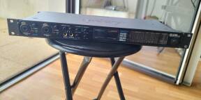 828 USB SECONDE MAIN
