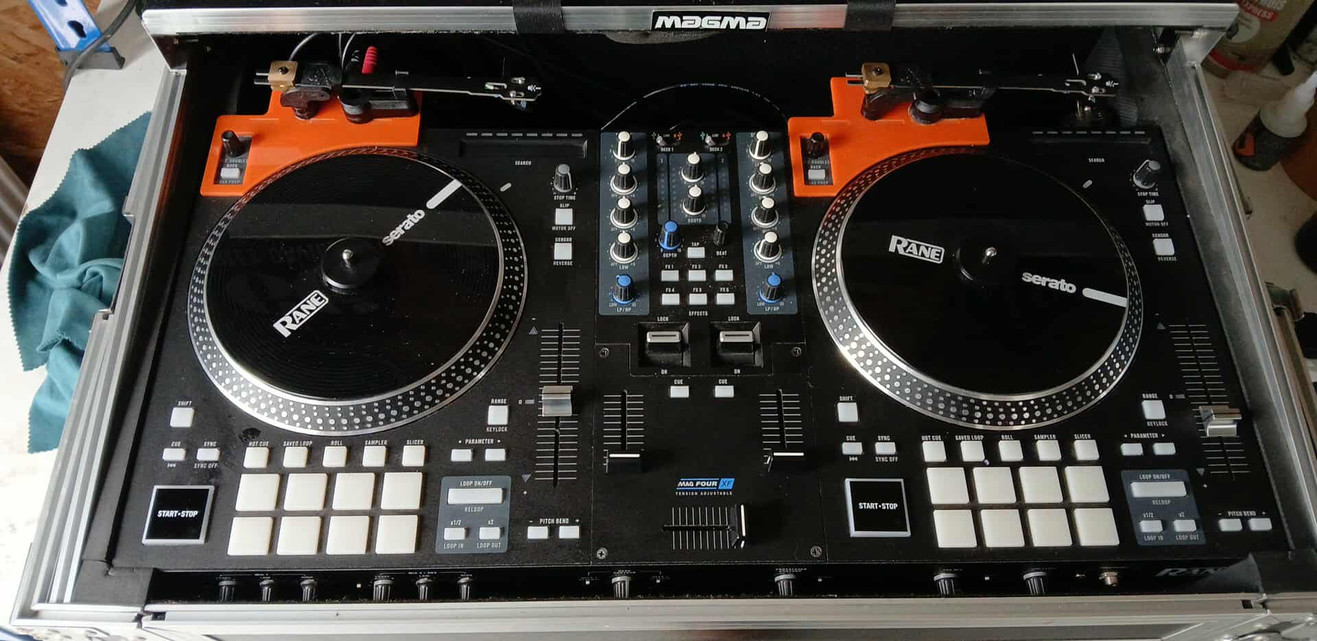 À vendre : Contrôleur Rane One + flightcase + 2 bras de lecture vinyle