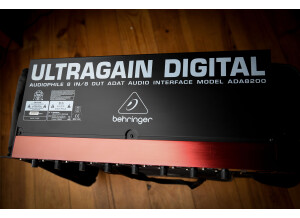 Behringer Ultragain Digital ADA8200 (73123)