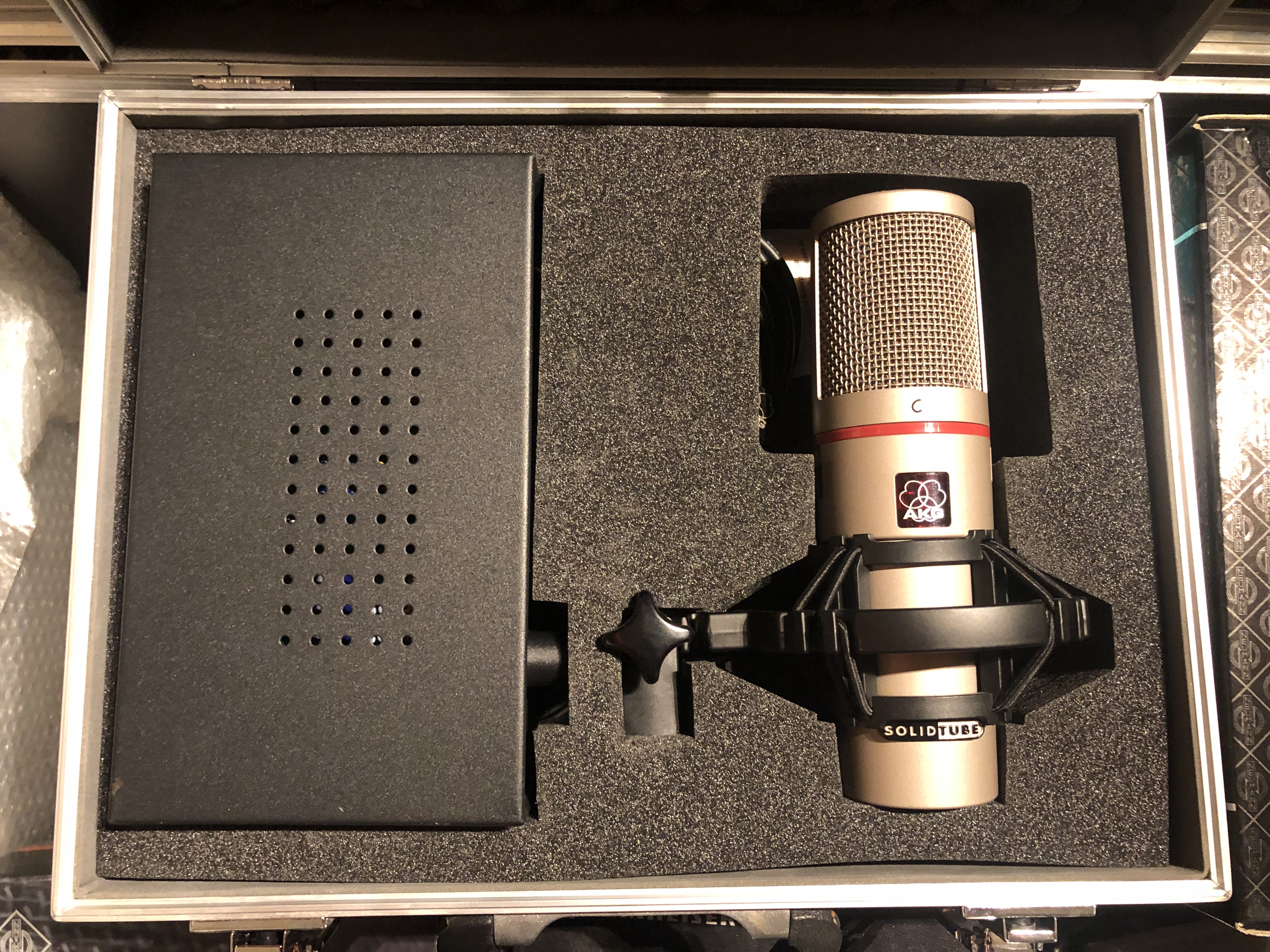 Mic AKG Solidtube