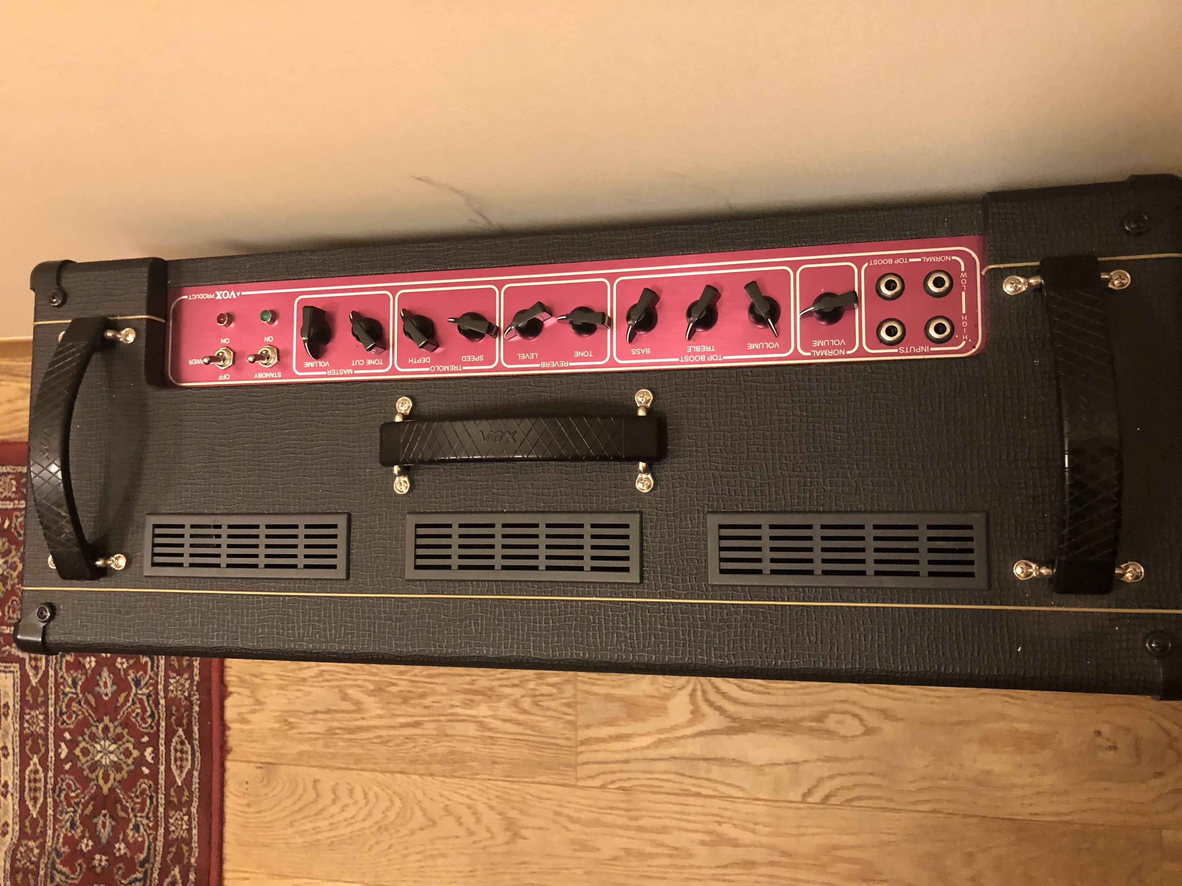 Vox AC 30 neuf avec housse 