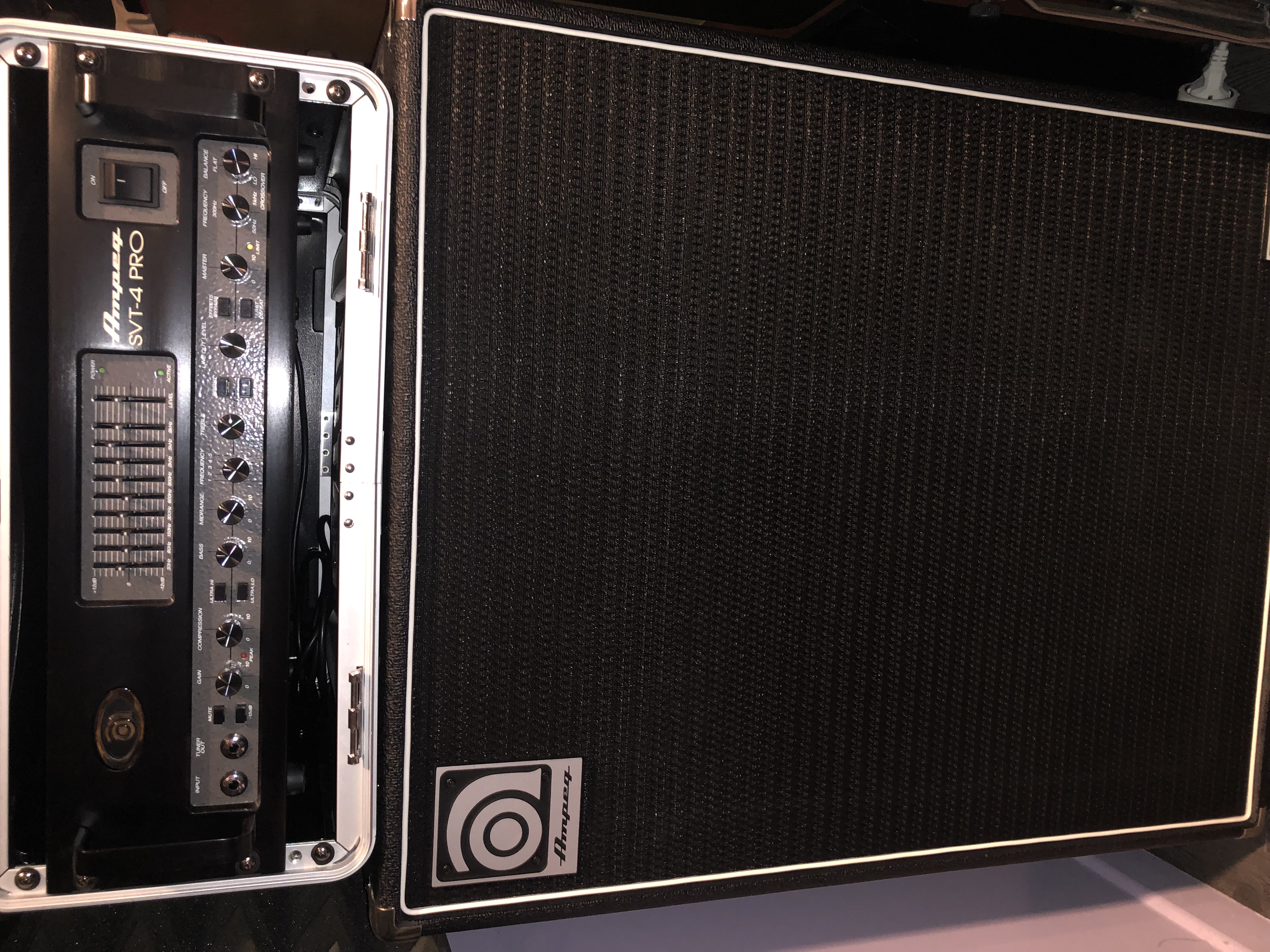 Ampeg SVT HLF 410