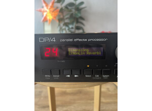 Ensoniq DP4 (60900)