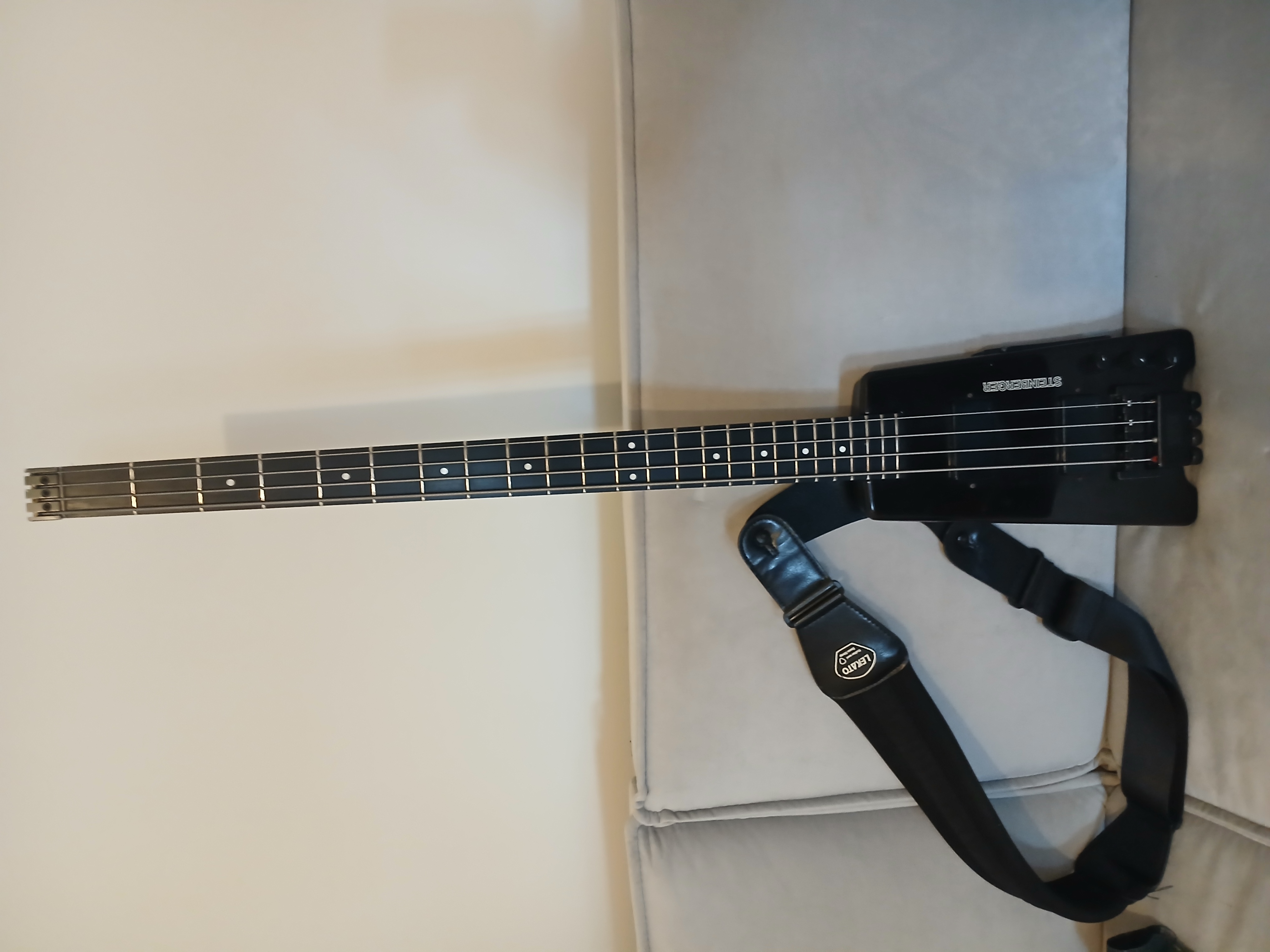 Vends Basse Steinberger XL2