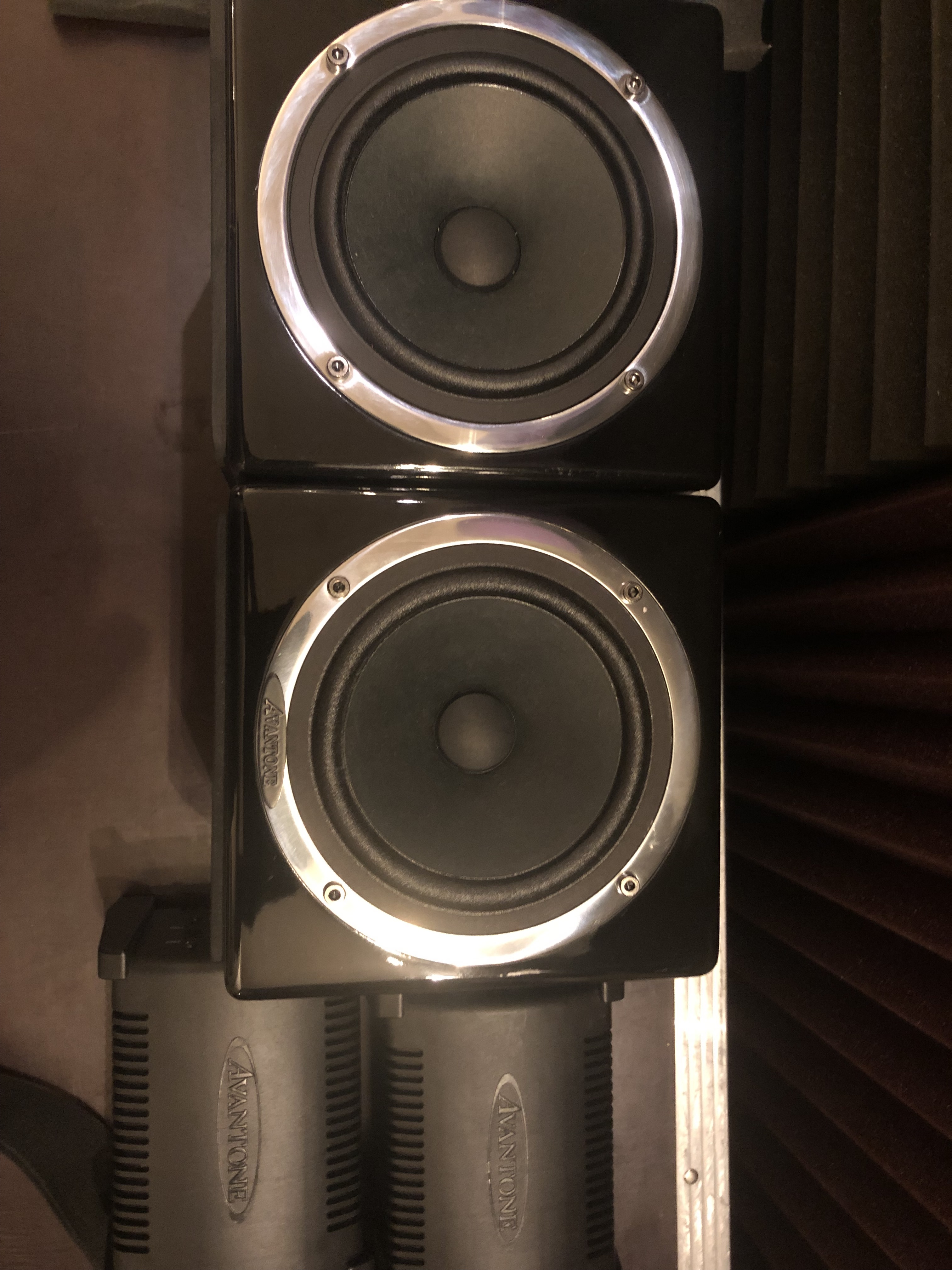 Avantone Active mix cubes