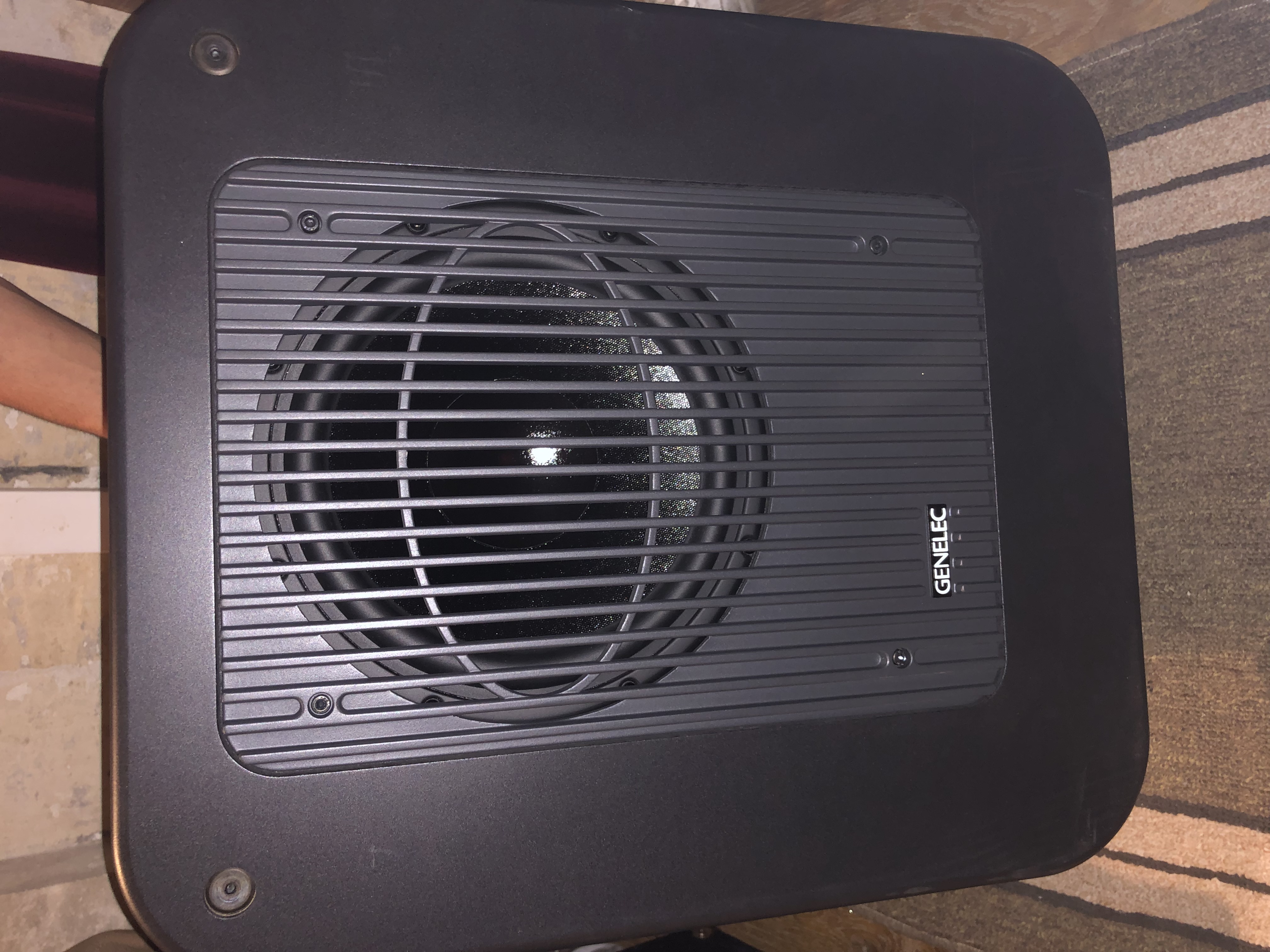 Sub manager 6.1 Genelec 7070A