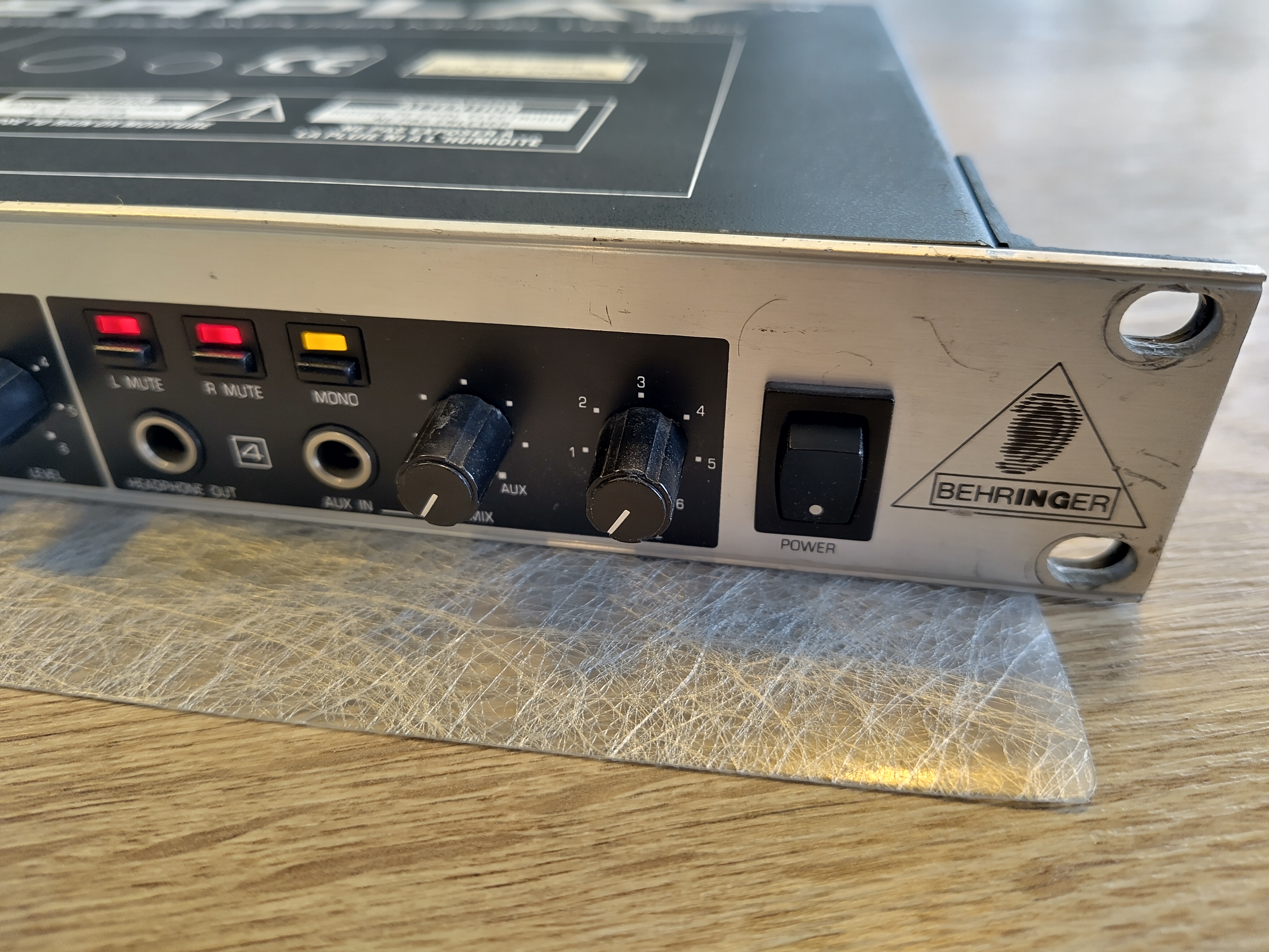 VENDS BEHRINGER HA4000