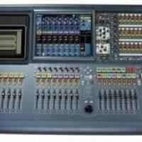 Vends Table de Mixage MIDAS PRO2 avec Flight Case