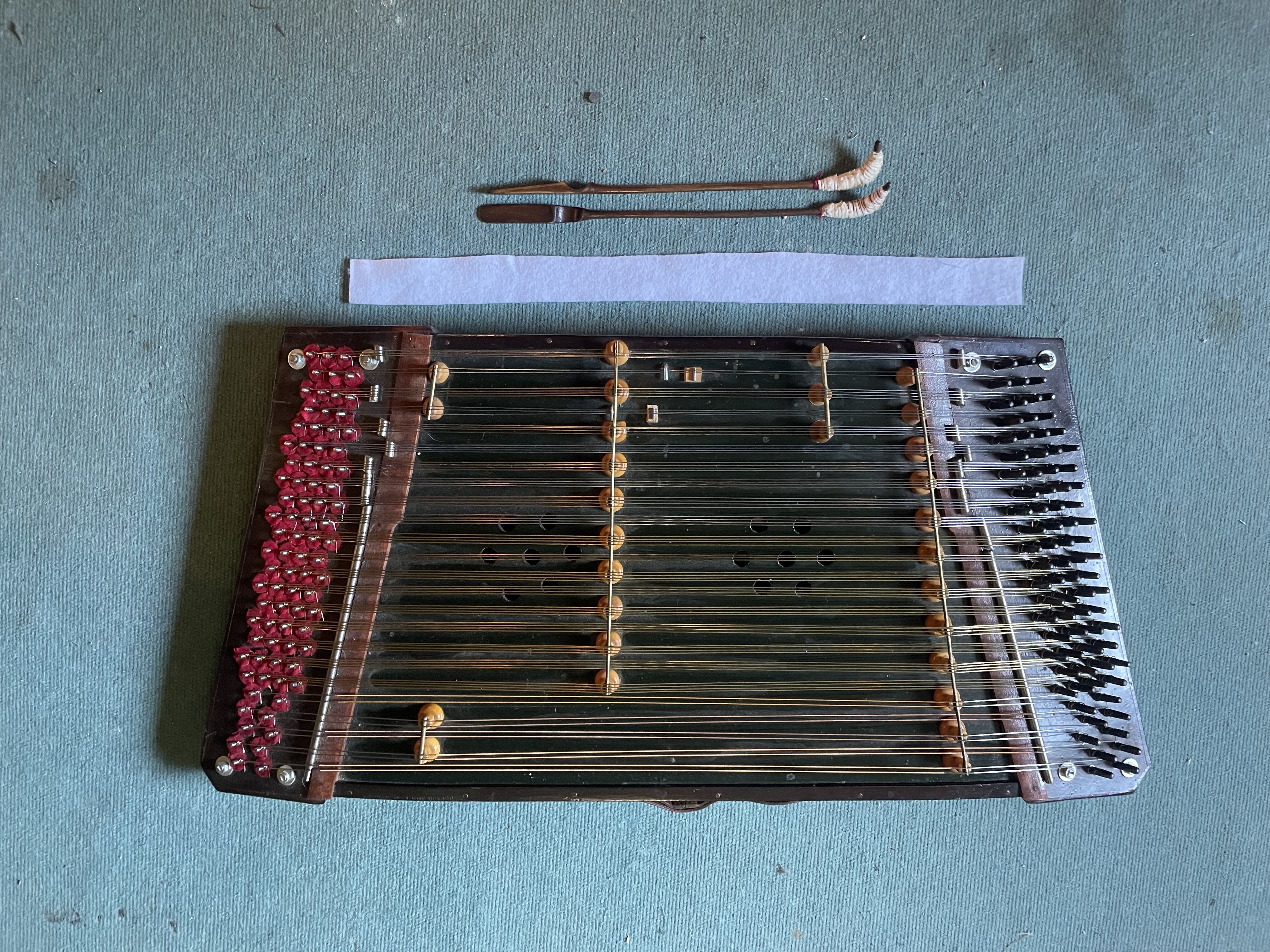 Vends Cymbalum / Cymbalon / Tympanon / Cithare sur table