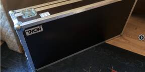 Vends Table de Mixage Allen & Heath ZED 436, en excellent état, avec son case (marque Thon)