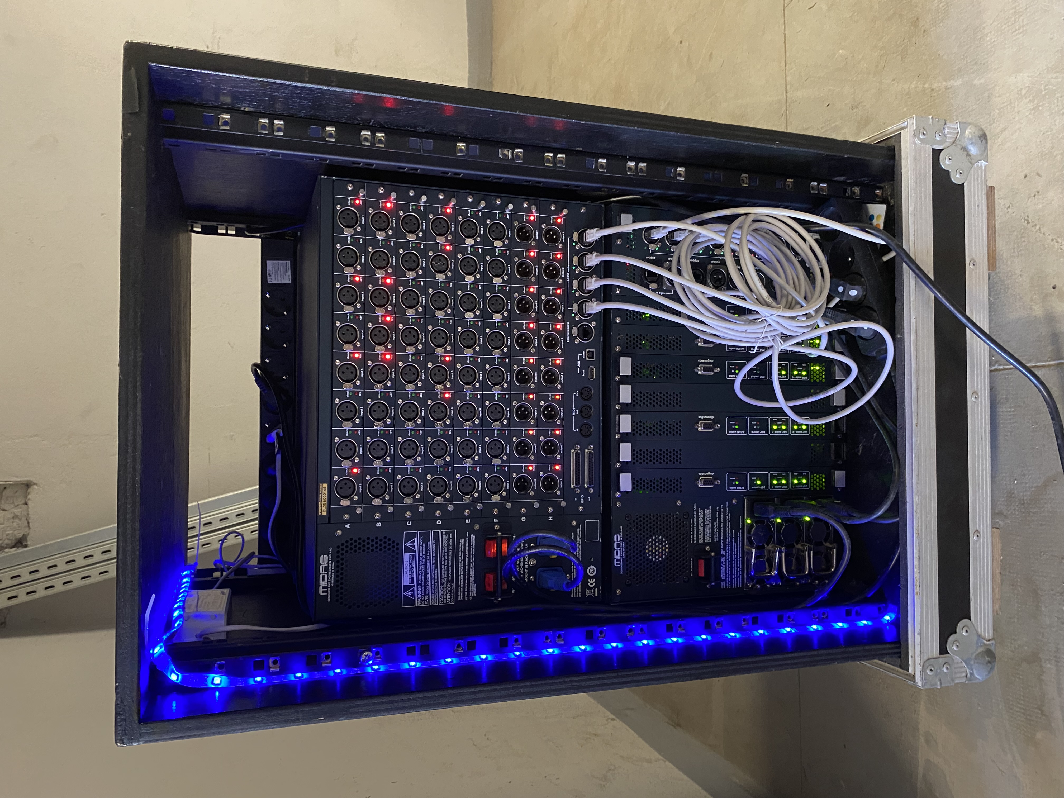 Vends Midas PRO 3 plus STAGEBOX DL 371