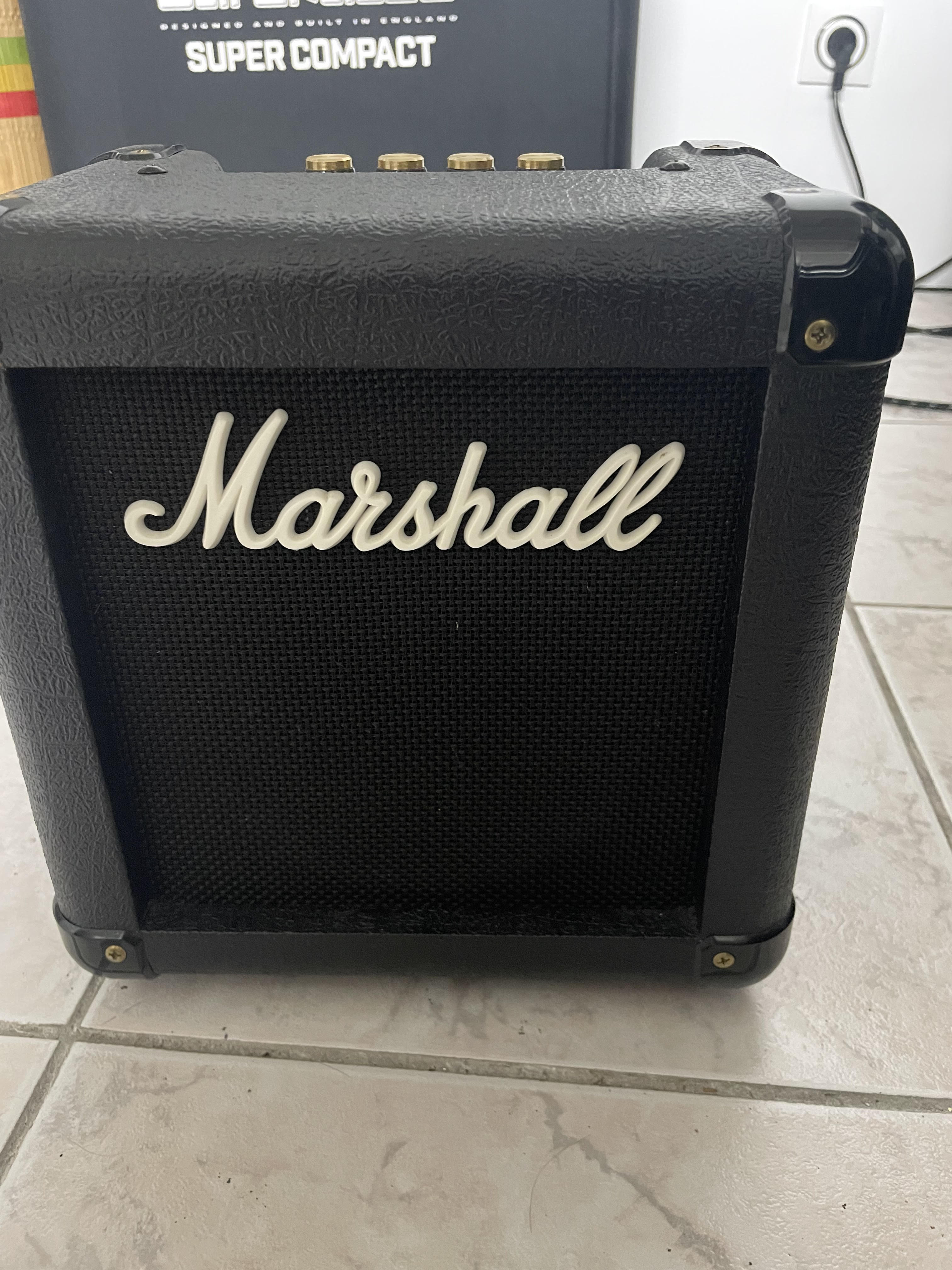 Vends petit ampli marshall