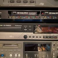 vends Dolby Model 363