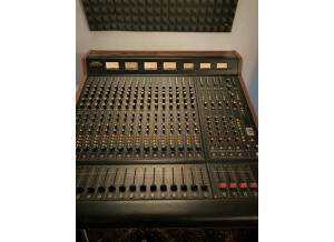 Yamaha M 1516 (73776)
