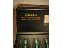 Yamaha M 1516 (24551)