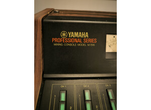 Yamaha M 1516 (24551)