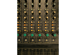 Yamaha M 1516 (48441)
