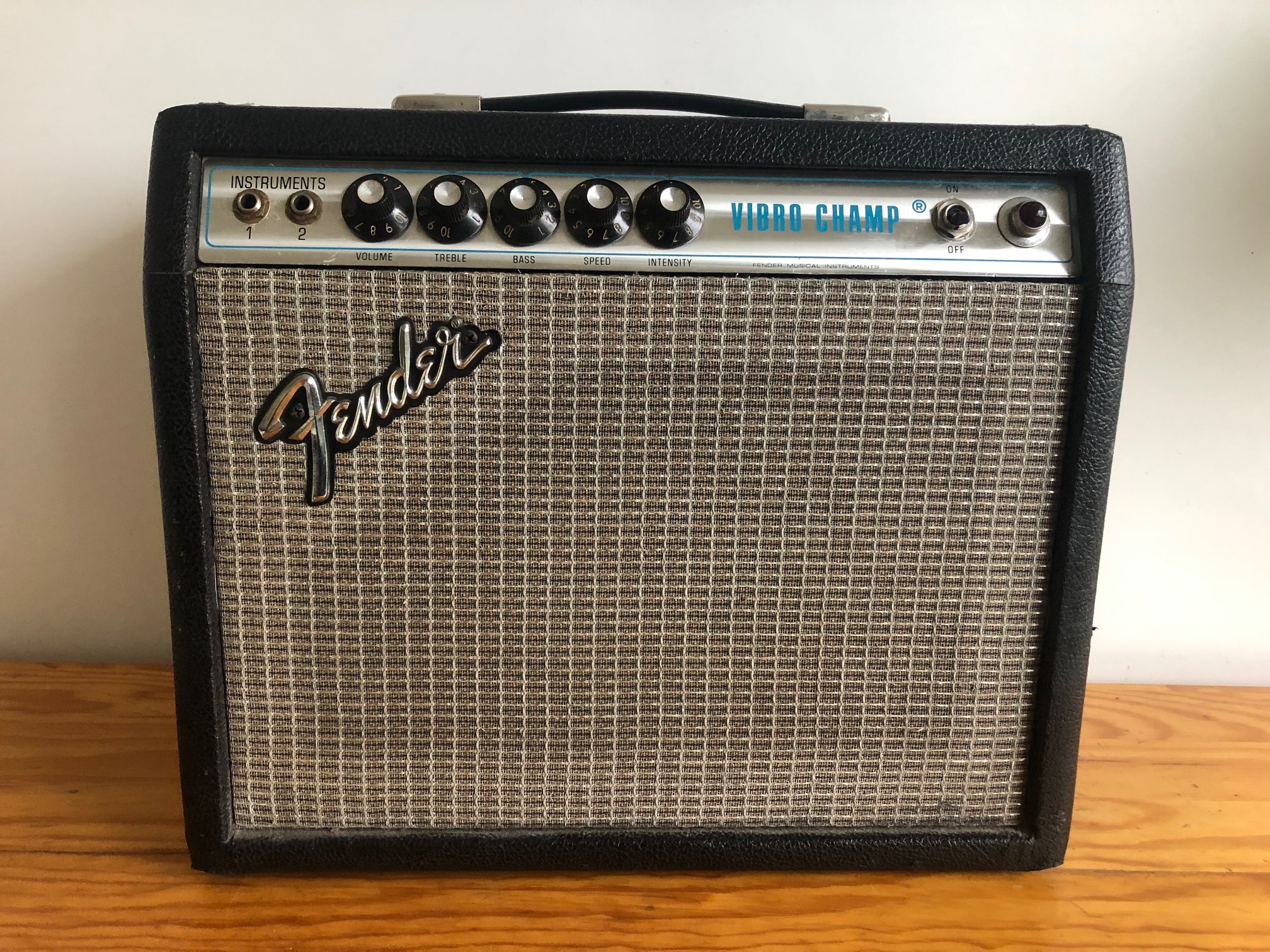 Fender Vibro champ SilverFace 1976