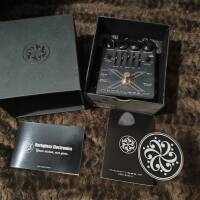 Vends dark glass microtubes x7