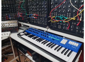 Behringer Wave (92563)