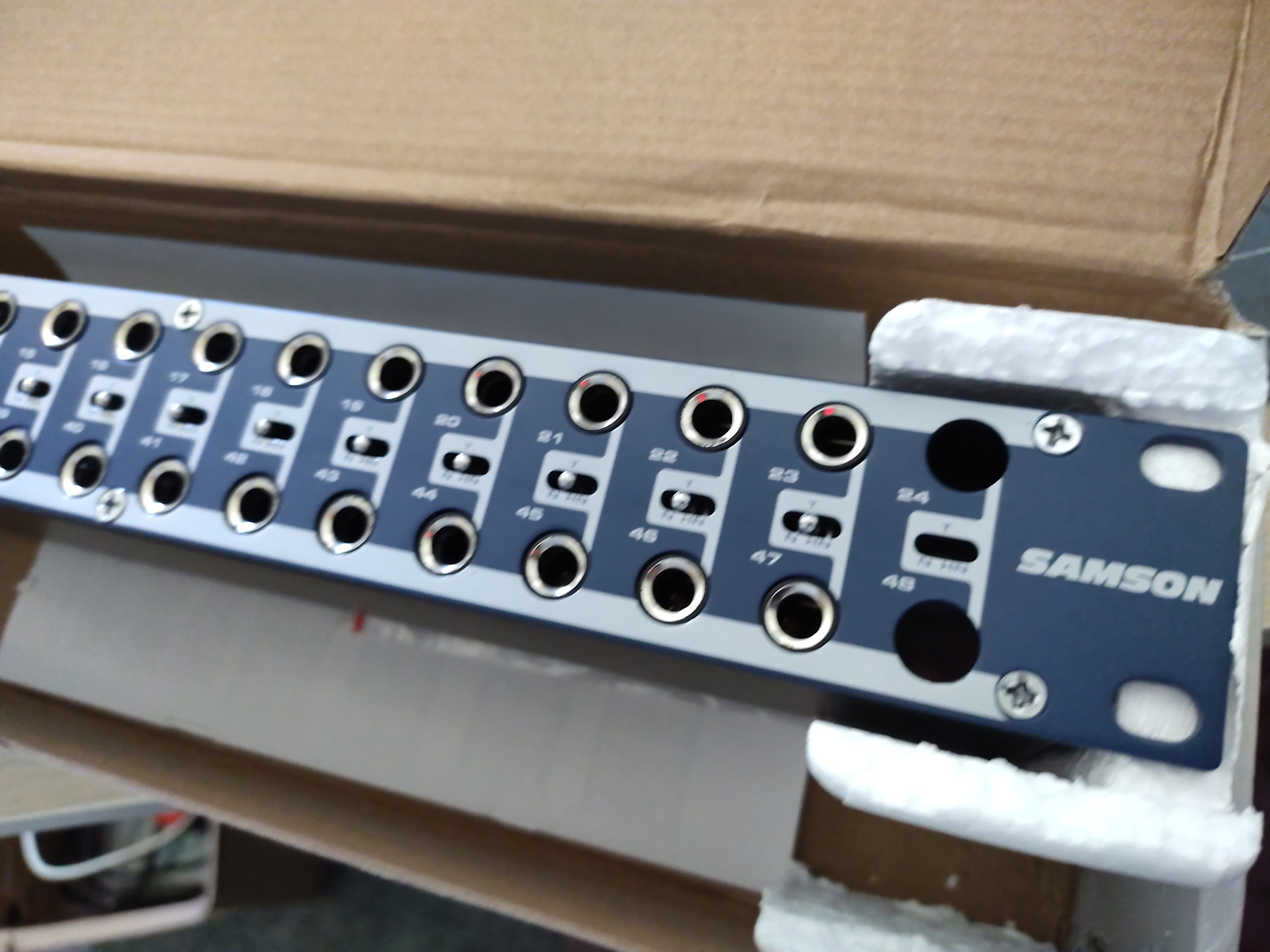 Samson Technologies S-patch plus, une voie HS