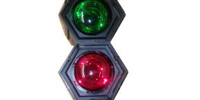 rampe de 3 spots avec ampoule 60w de couleurs