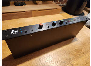 dbx 160A (91405)