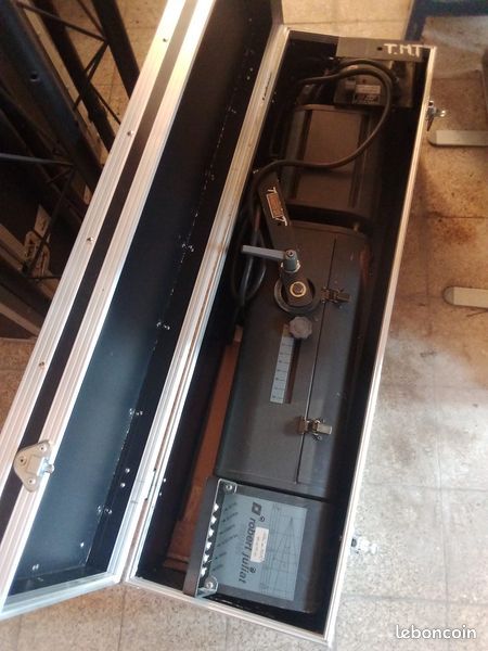 A vendre: 1x Découpe Robert Juliat 611