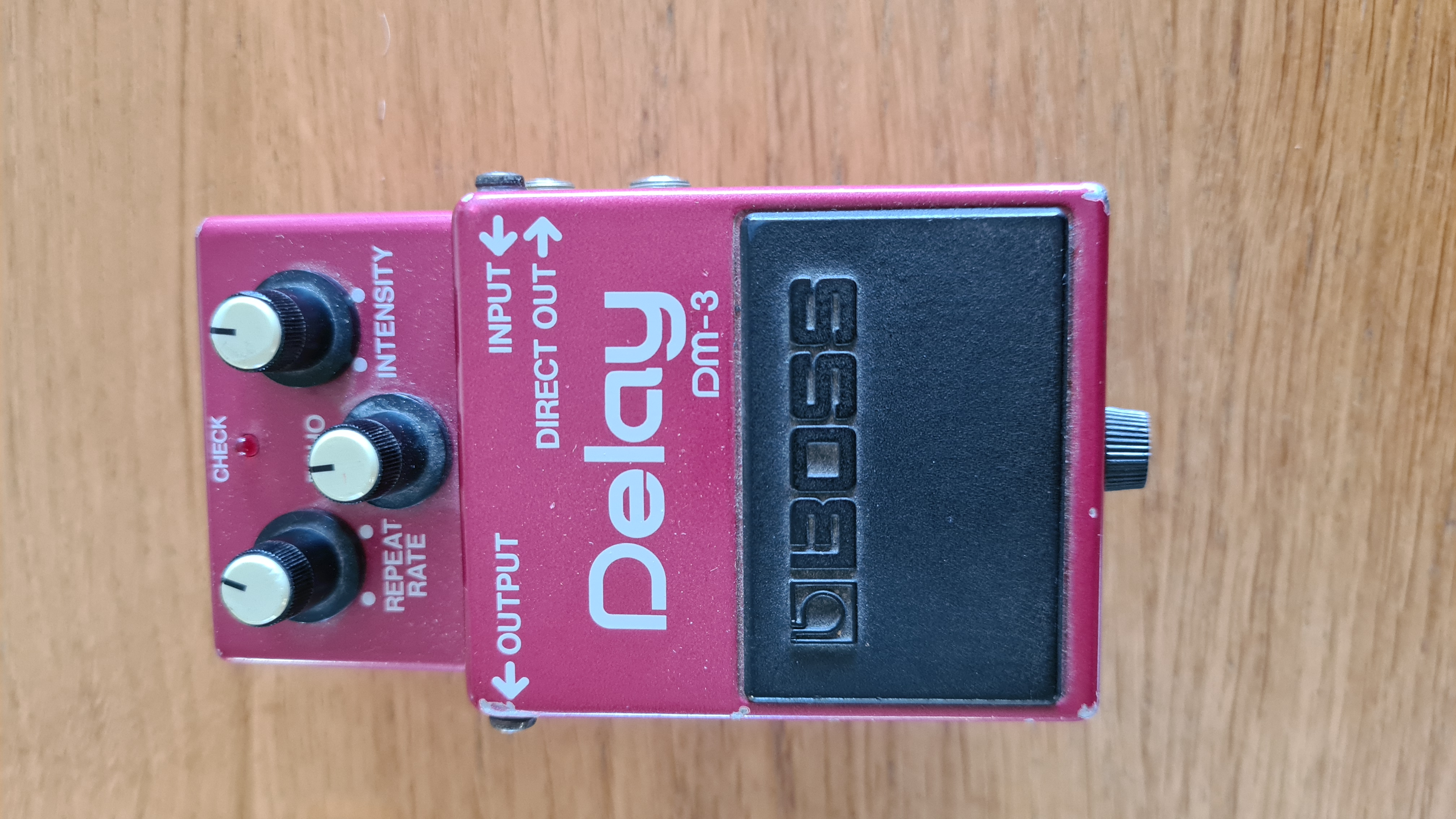 Vends Boss DM-3 Delay 