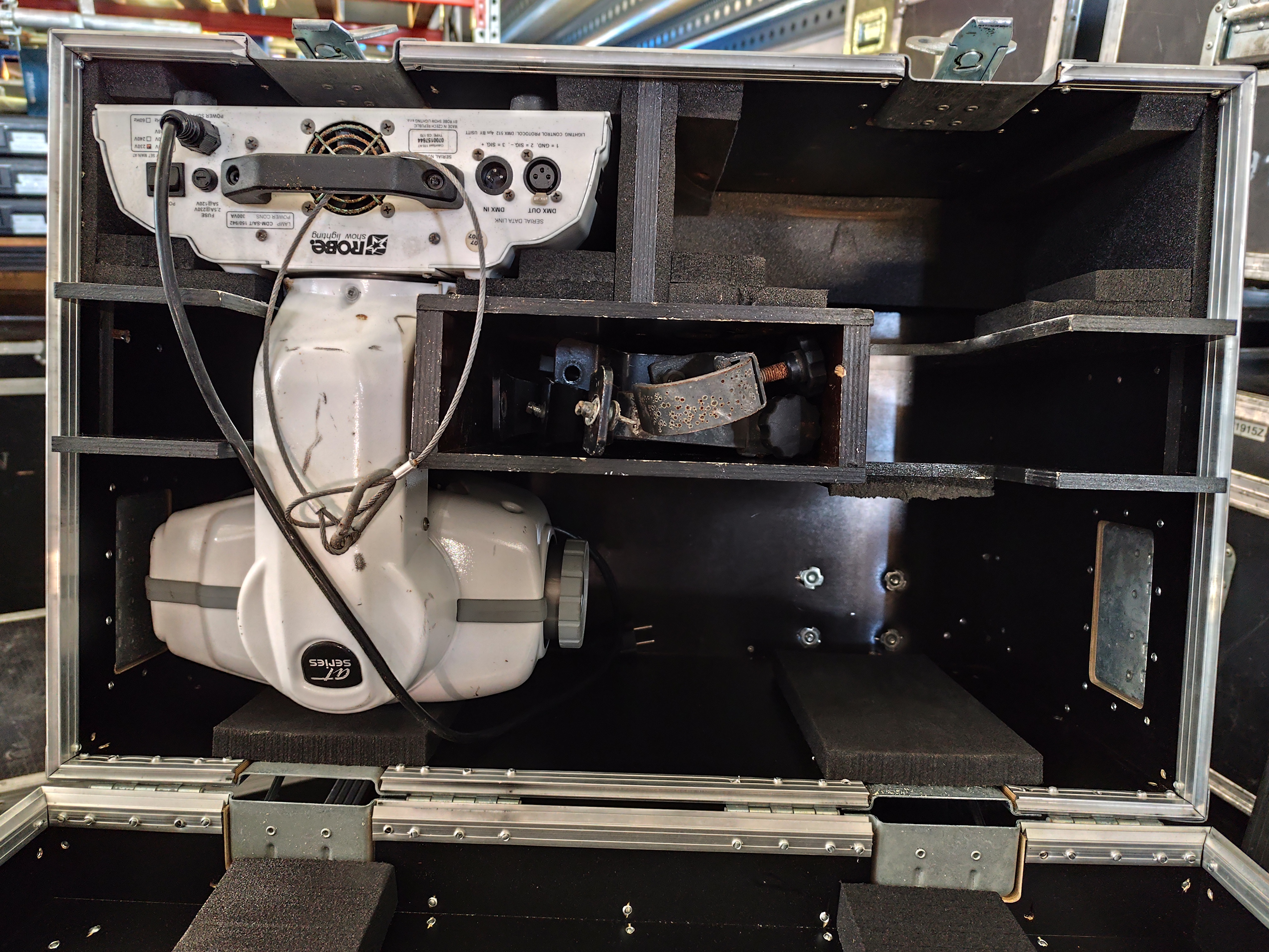 Vends lyres colorSpot 170 AT