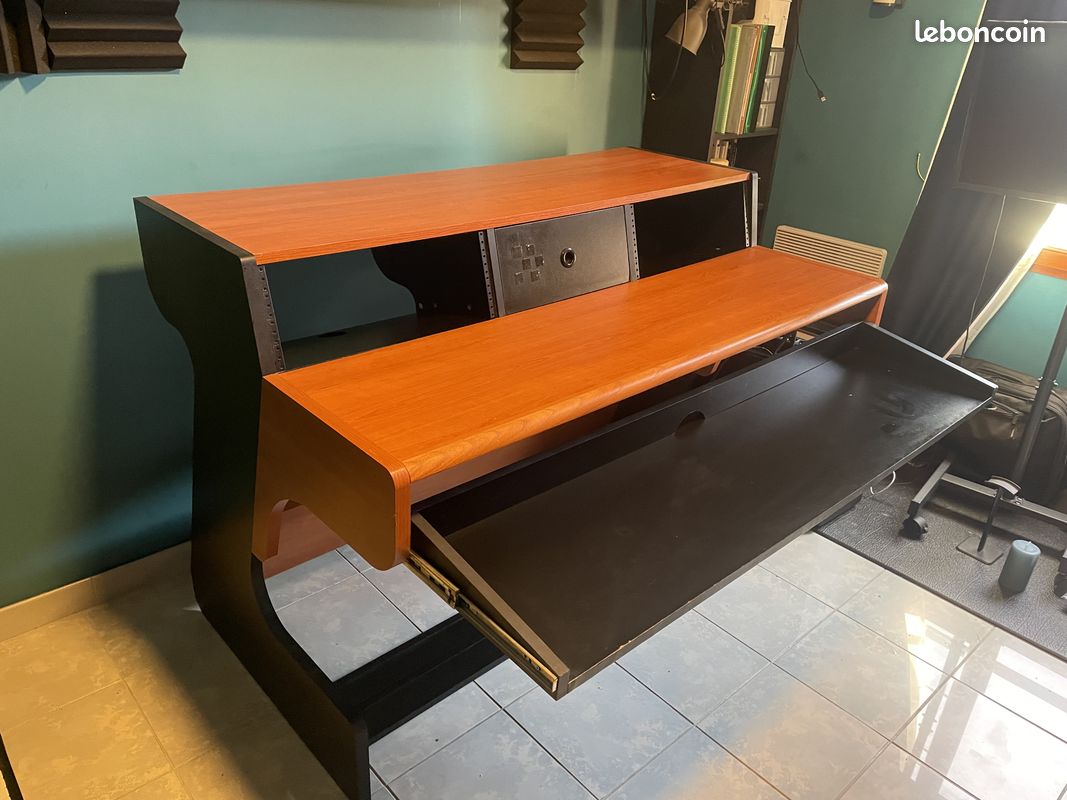 Vends Meuble Studio Zaor Miza 88 Black Cherry (finition cerisier / noir)