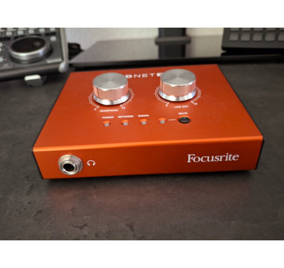 focusrite-rednet-am2-6568239