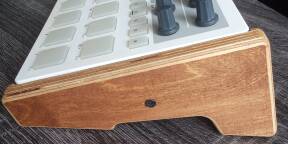 Vends Stand Soundtoyz pour Beatstep Pro