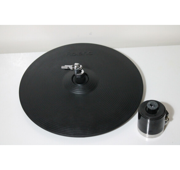 Roland VH-11 (28935)