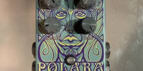 Pédale de reverb stéréo Polara de Digitech