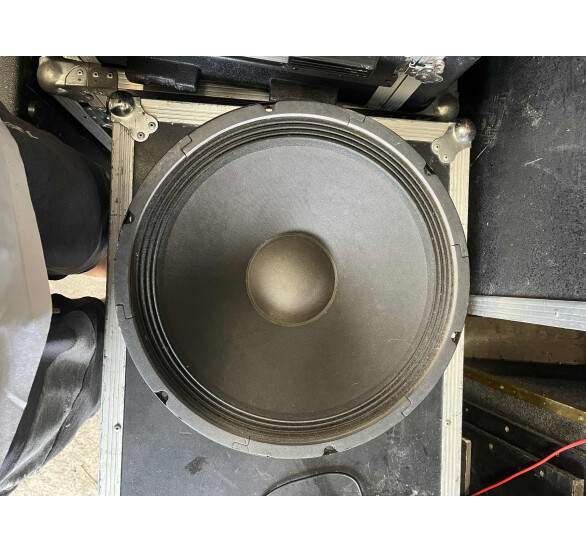 1f7e3e5d-f08a-476b-8bb5-94a23a767439