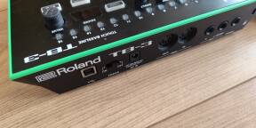 Vends Roland AIRA TB-3
