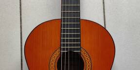 Guitare classique 80’s Michel Musique T-2