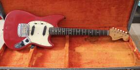 Vends Fender Mustang 1966 - Dakota Red