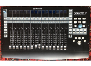PreSonus Faderport 16 (63345)