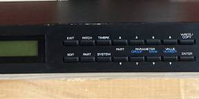 Vends Roland D110