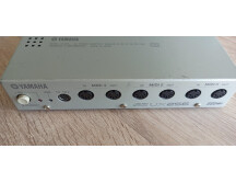 Yamaha UX256 (16226)