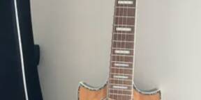 Rare guitare de voyage lindo voyager