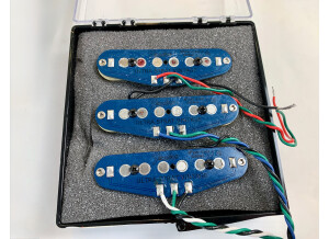 Fender Ultra Noiseless Vintage Stratocaster Pickup Set (25361)
