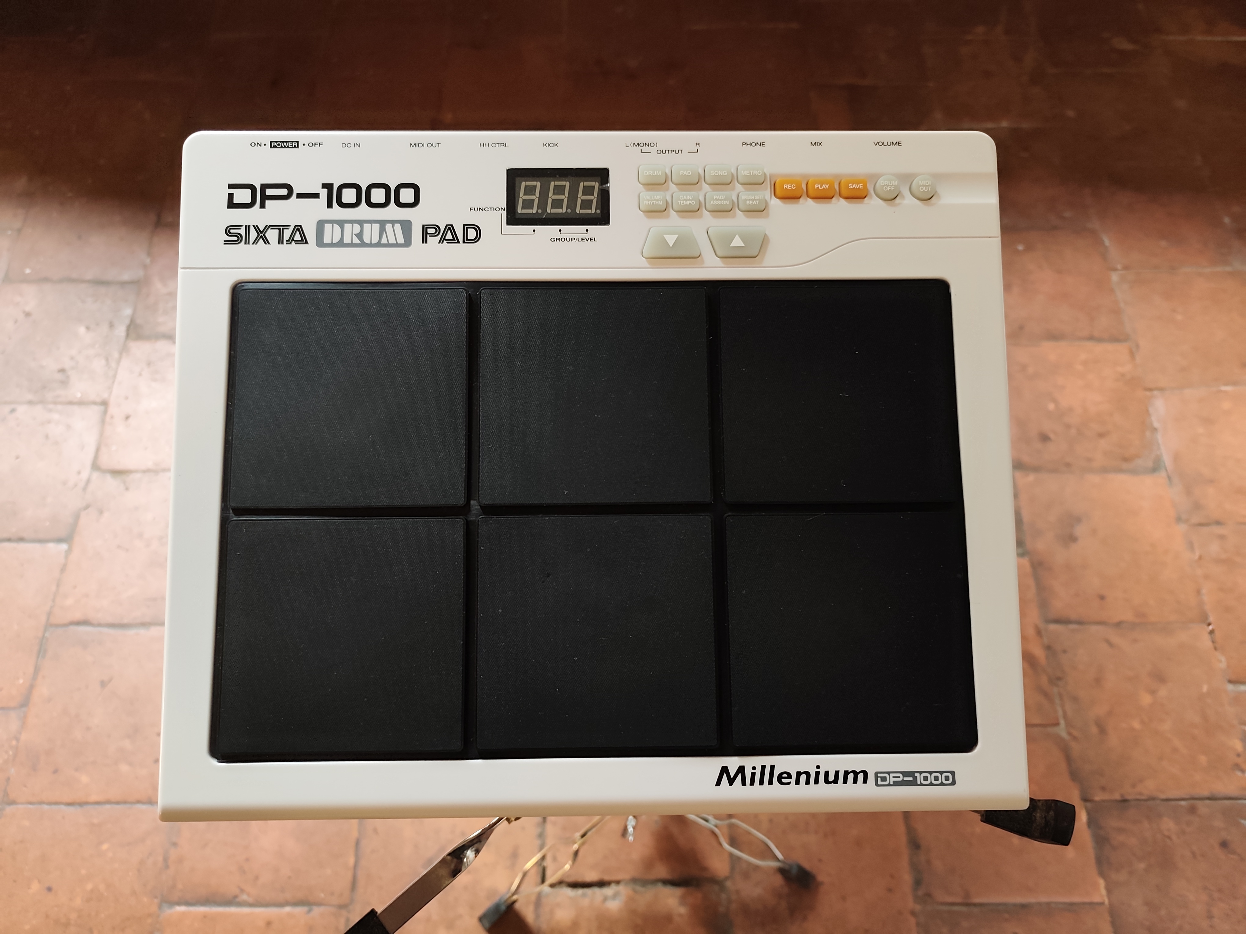 Vends Millenium DP1000 Sixta Drum Pad