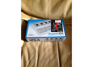 Alesis iO4 (68152)