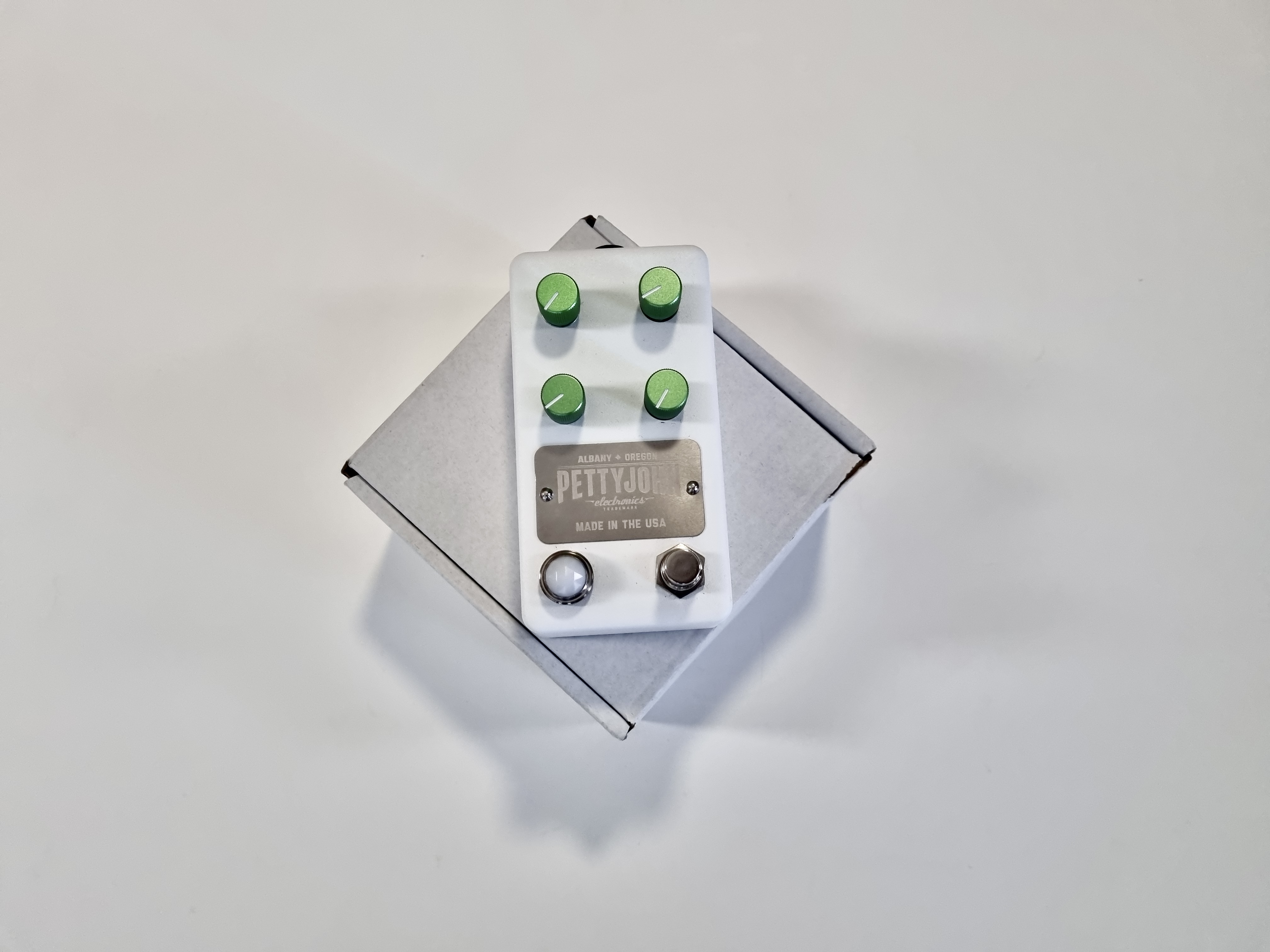 Pettyjohn Electronics Nash LTD